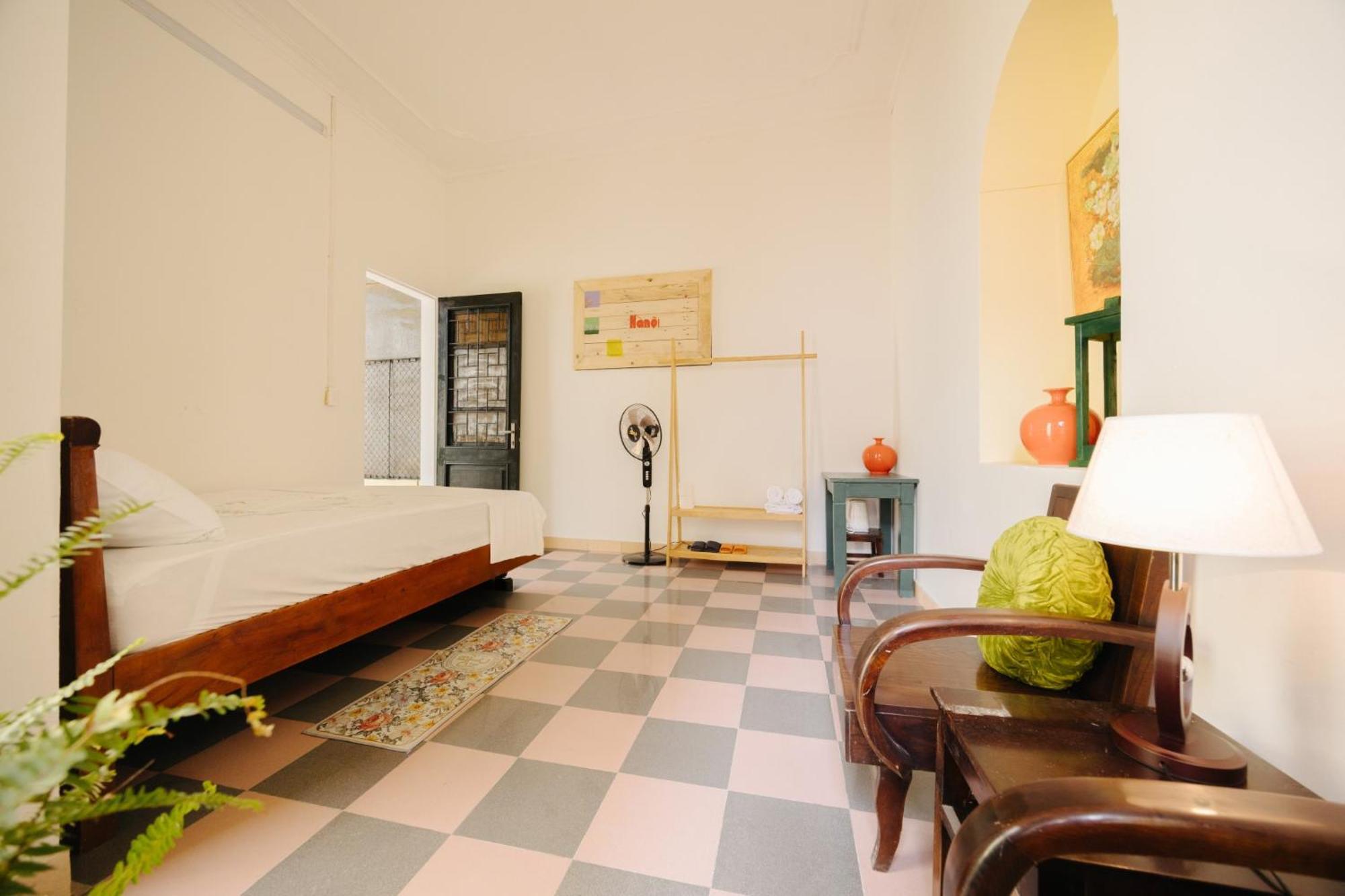 Homestay And Eggcoffee Central Hanoi Old Quarter Екстериор снимка
