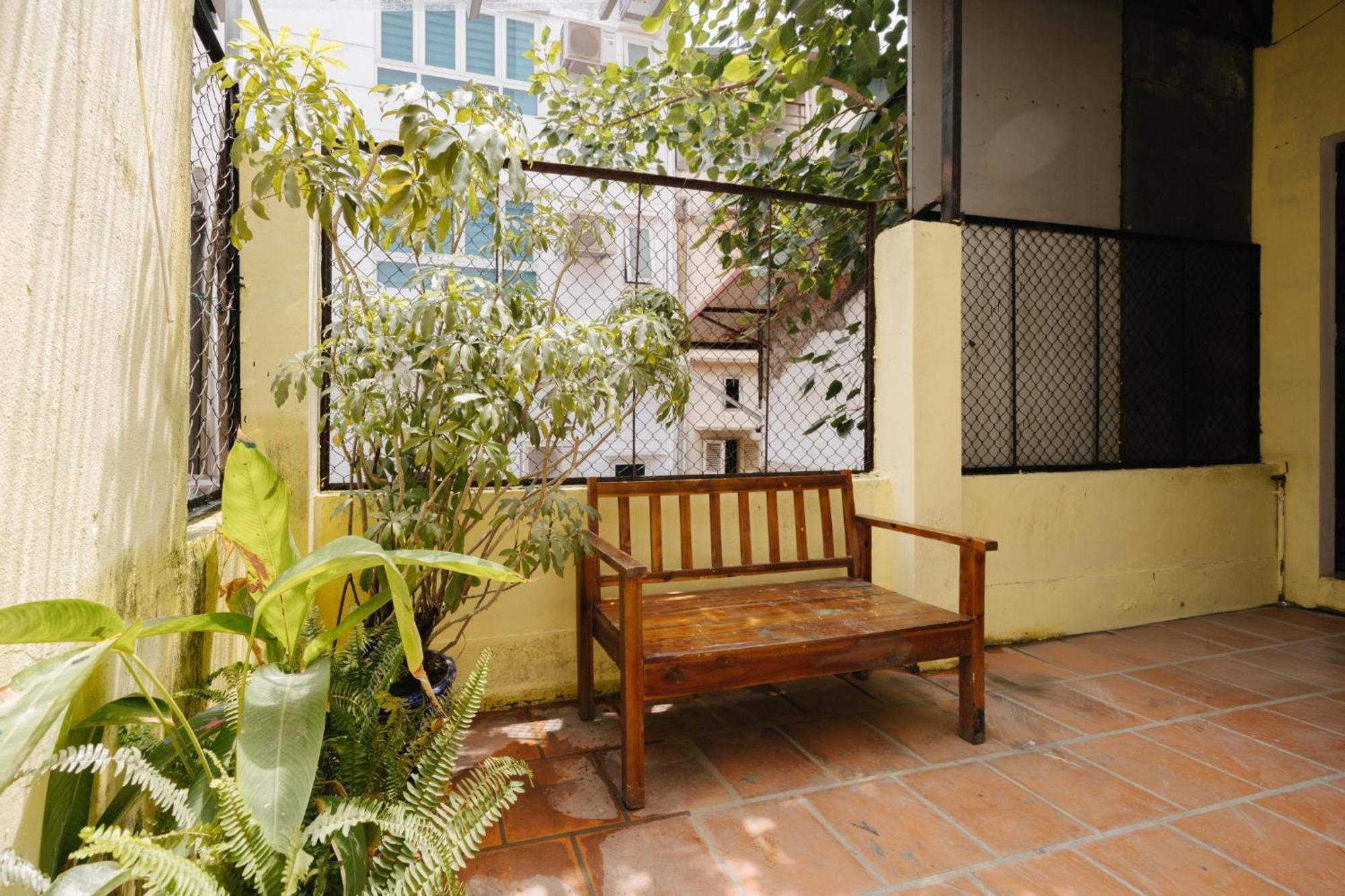Homestay And Eggcoffee Central Hanoi Old Quarter Екстериор снимка