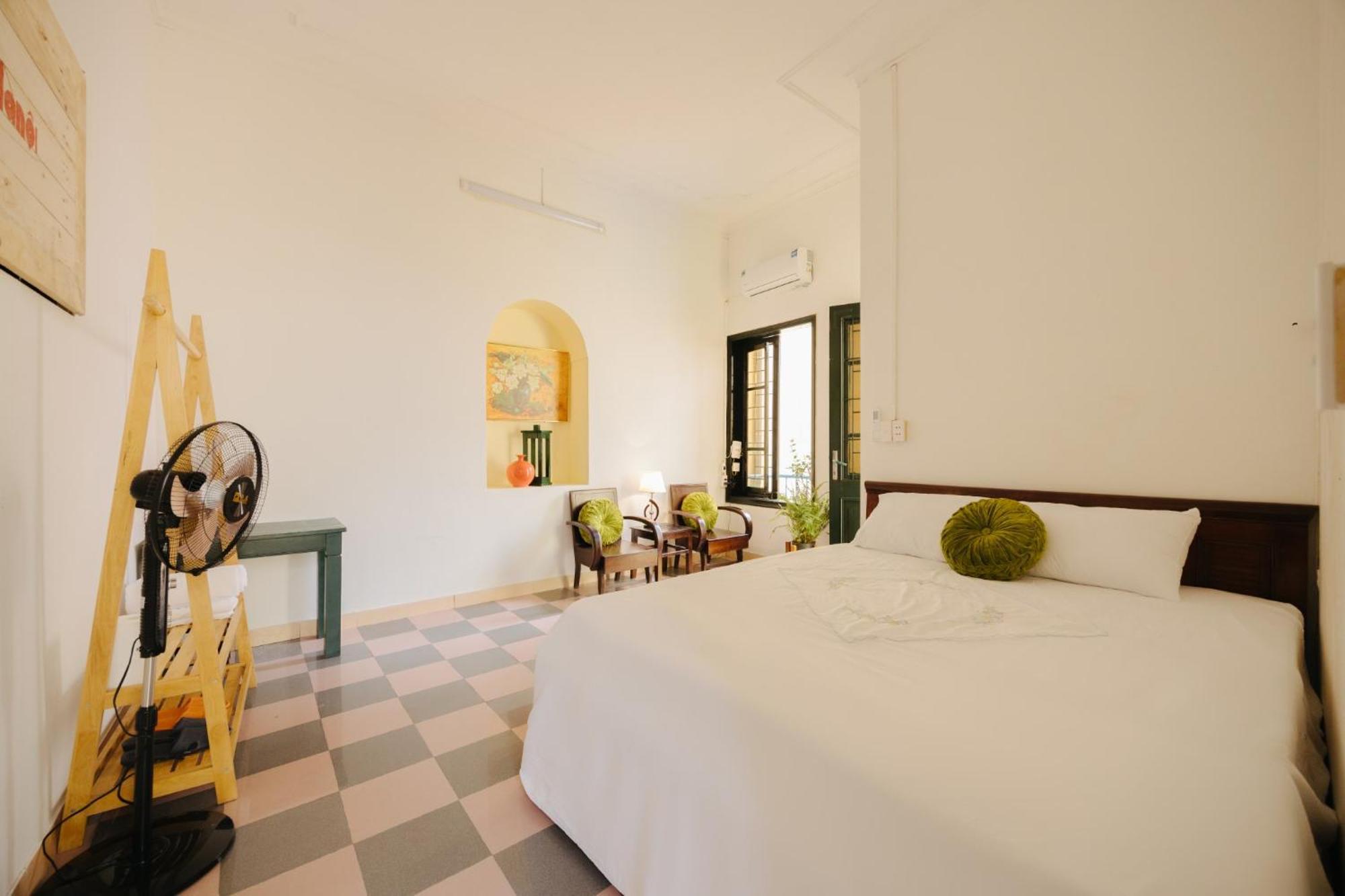Homestay And Eggcoffee Central Hanoi Old Quarter Екстериор снимка