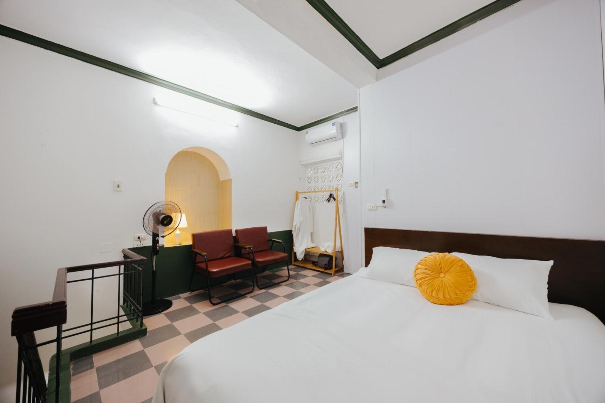 Homestay And Eggcoffee Central Hanoi Old Quarter Екстериор снимка