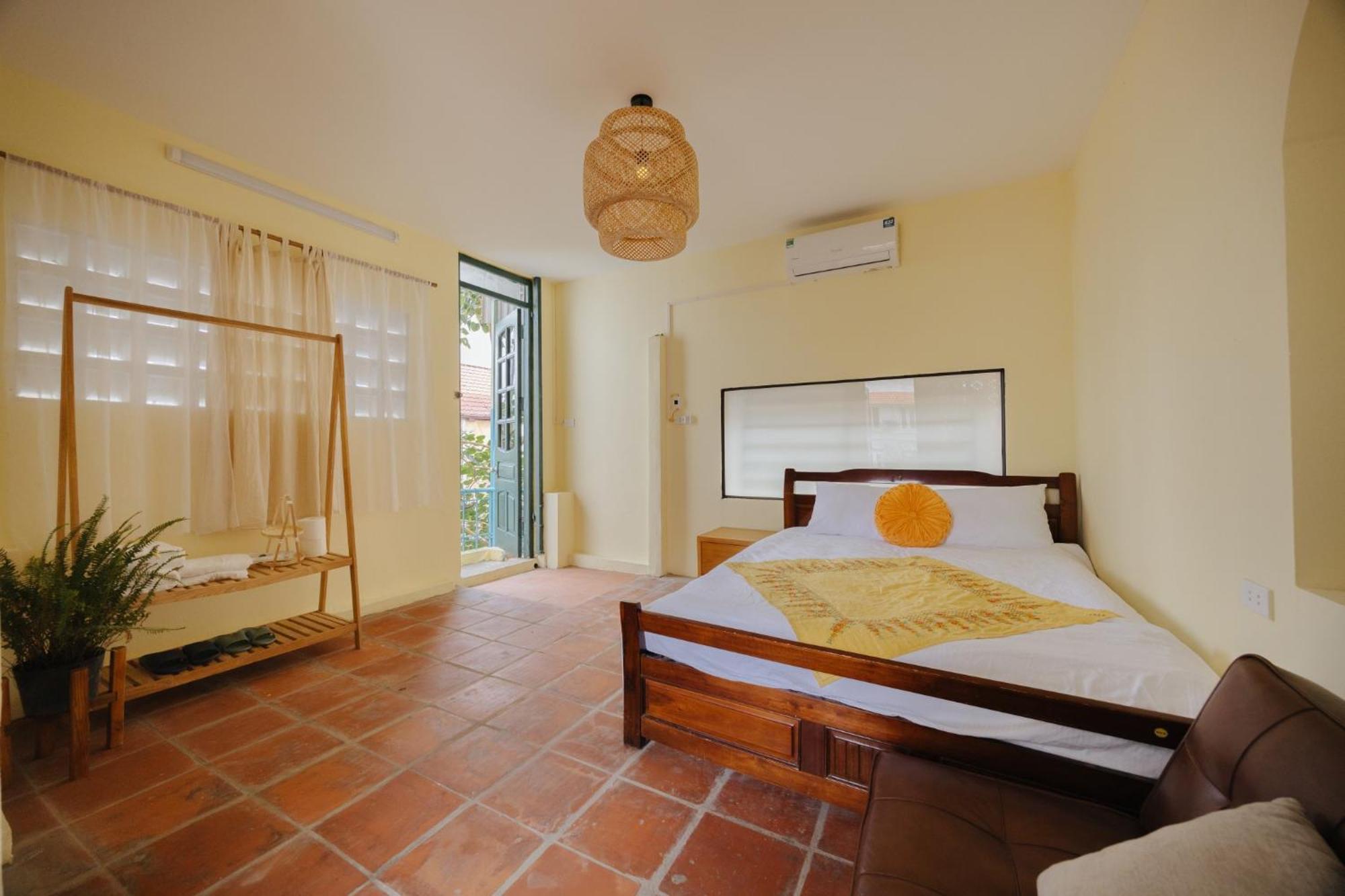 Homestay And Eggcoffee Central Hanoi Old Quarter Екстериор снимка
