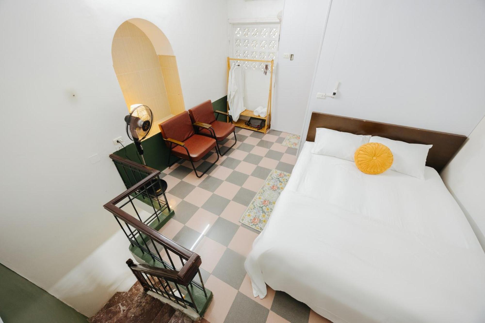 Homestay And Eggcoffee Central Hanoi Old Quarter Екстериор снимка