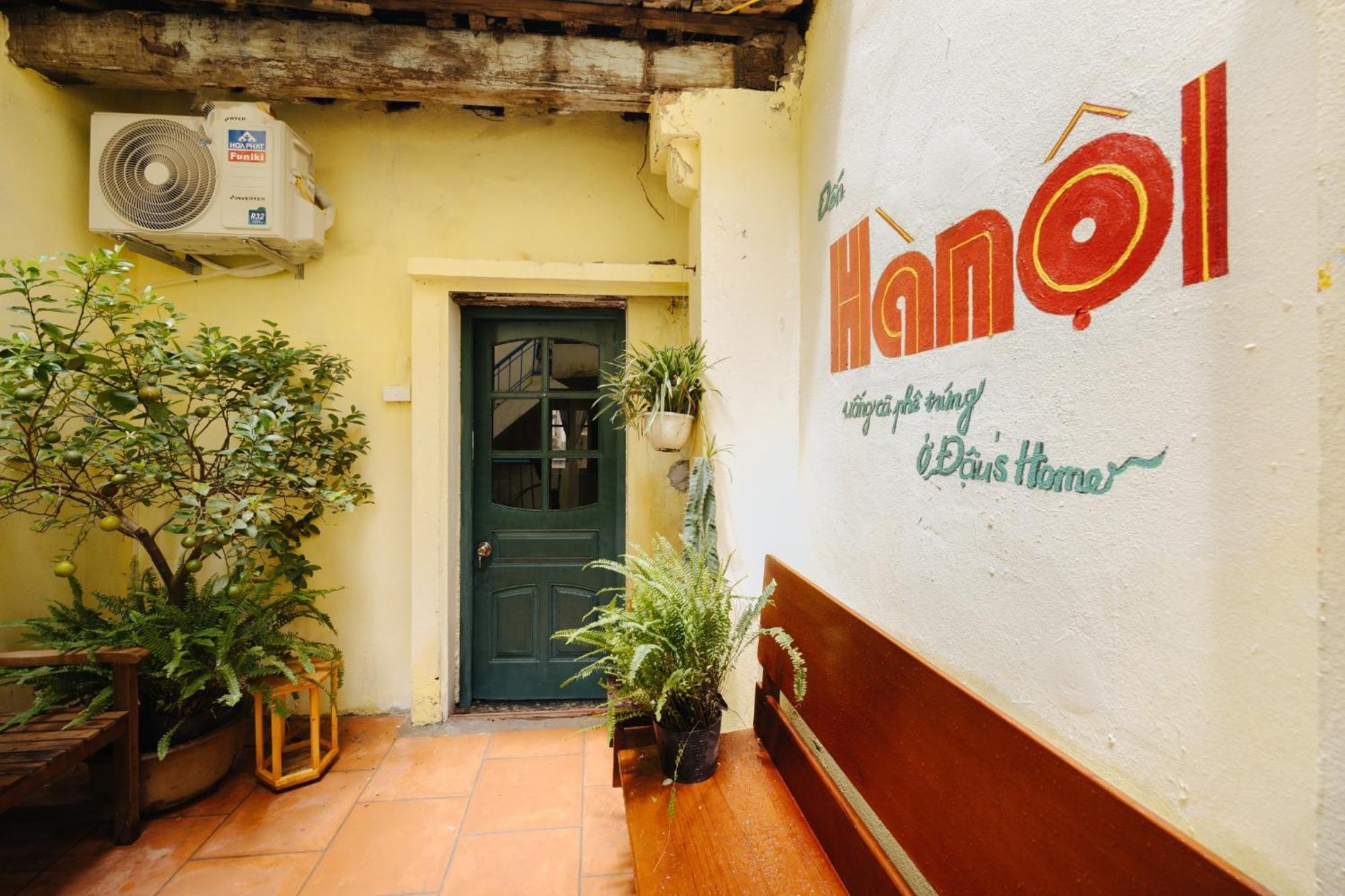 Homestay And Eggcoffee Central Hanoi Old Quarter Екстериор снимка